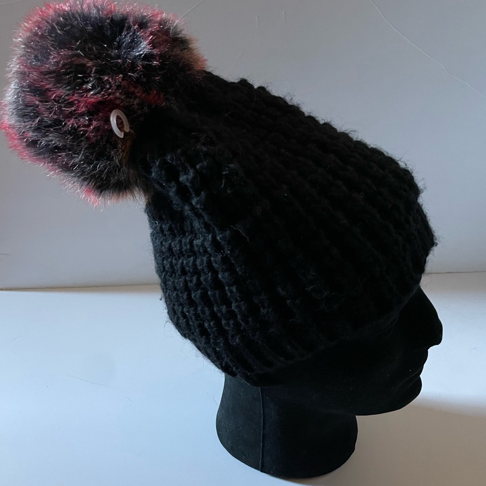 Kyi kyi beanie